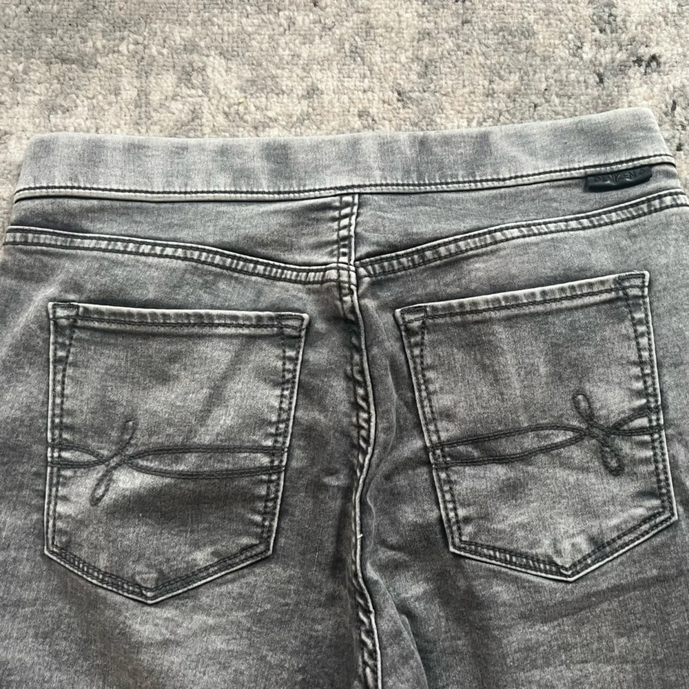 NWOT Levi’s Denizen Gray Wash High rise skinny Jeans, Jeggings size Medium - Picture 7 of 9